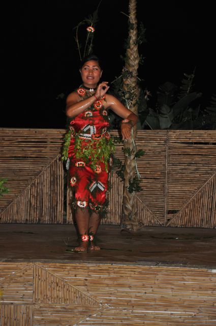 dancers at the cultural night in Tonga