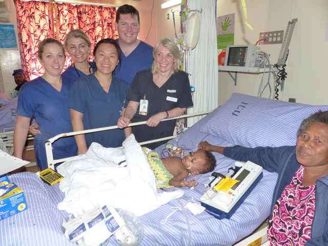 The night shift with a patient in the ICU